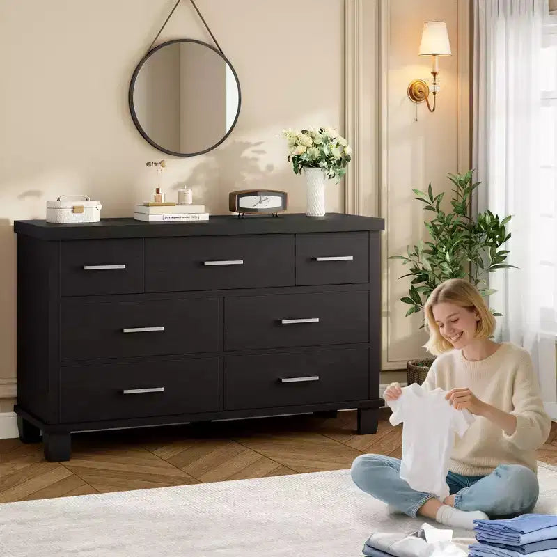 Commode 7 tiroirs avec poignées en métal – Noir, Chêne noir, Chêne naturel et Blanc